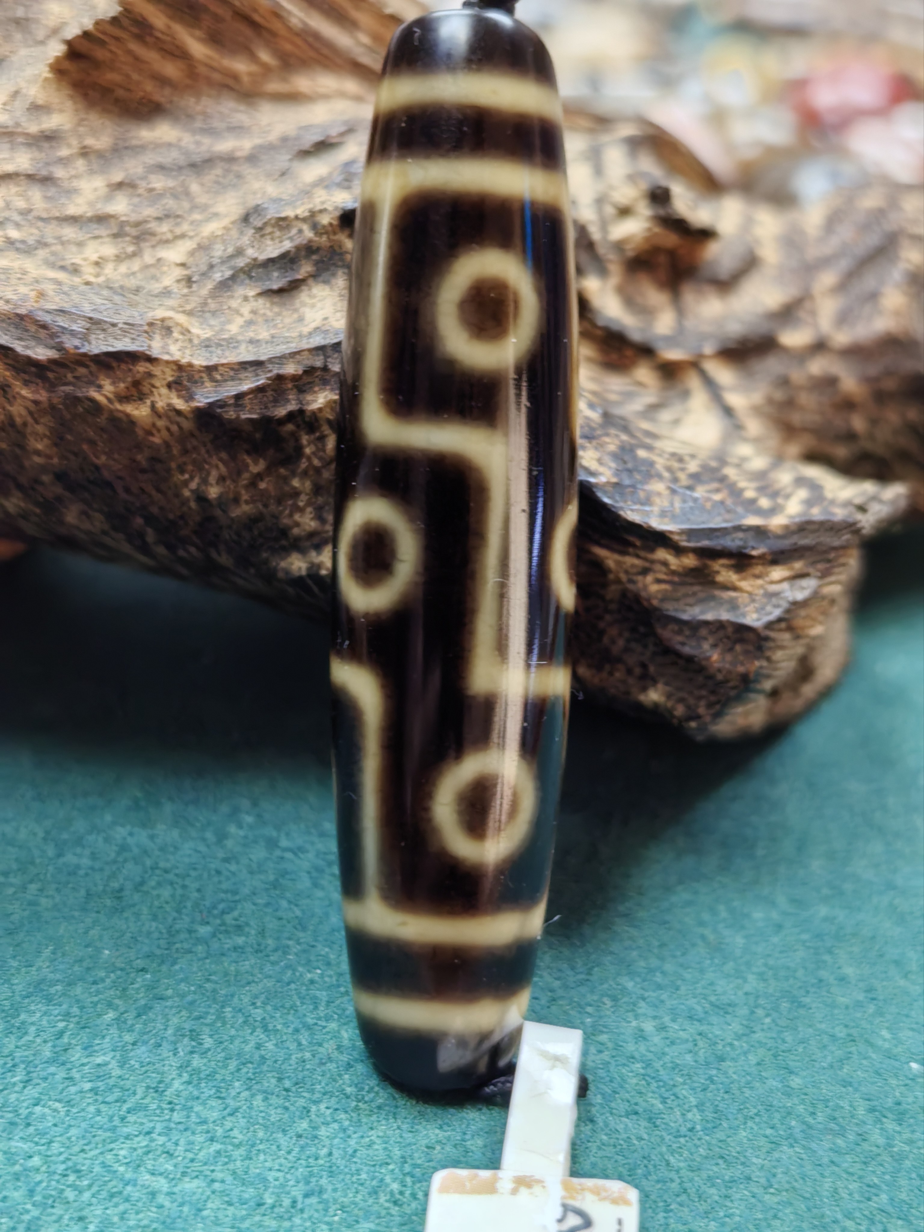 老黑金九眼天珠藏传九眼石页岩玉髓玛瑙真品油润细腻扎实漂亮