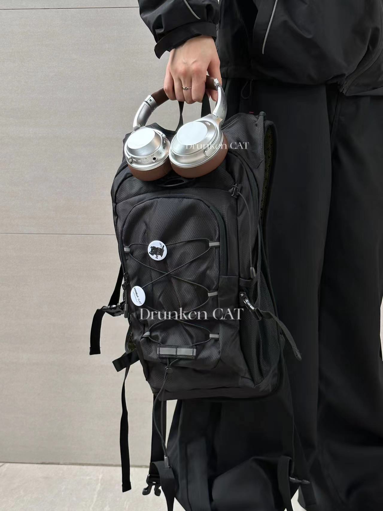 原创机能风简约户外登山轻量化防水登山包运动徒步超轻折叠双肩包