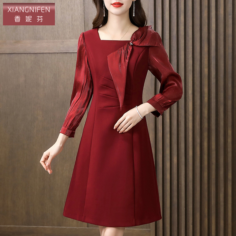 简约通勤优雅端庄时尚