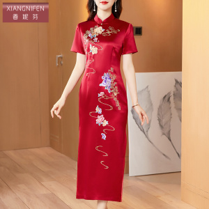 香妮芬高端醋酸面料喜妈妈婚宴礼服2026新款夏钉珠高贵宴会连衣裙