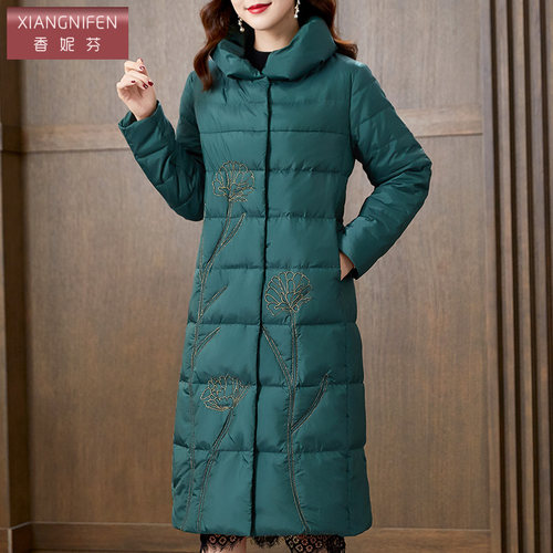 高端绣花时尚洋气白鹅绒妈妈羽绒服女2025新款冬季中长款过膝外套
