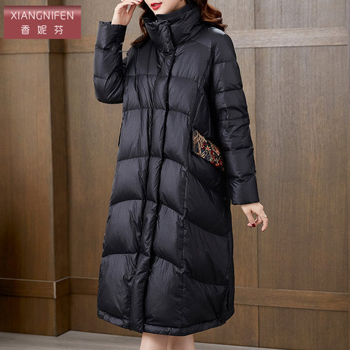 复古高端精致中国风刺绣白鸭绒羽绒服女2025新款冬中长款保暖加厚