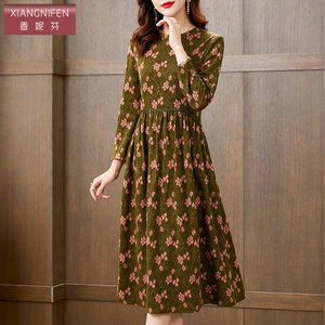 香妮芬高端奢华精致中年妈妈休闲连衣裙女2026新款春季气质羊毛裙
