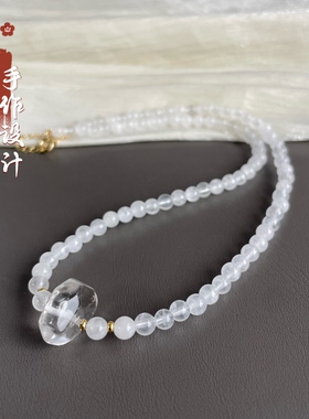 喜马天然白水晶糖块轻奢感项链雪花棉飘花女款圆珠锁骨链搭配服饰