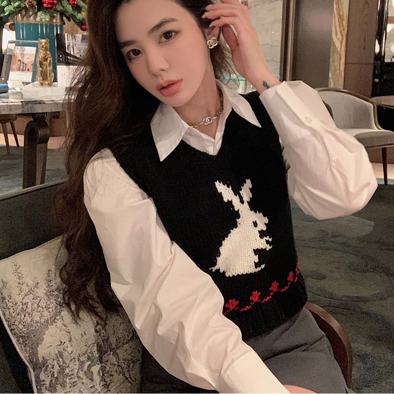 邱肉瑶 春季新款短款设计感显瘦针织马夹女