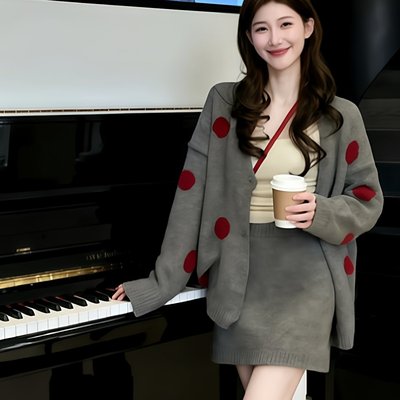 一整套ootd穿搭减龄撞色波点针织开衫外套A字半身裙女秋冬季套装