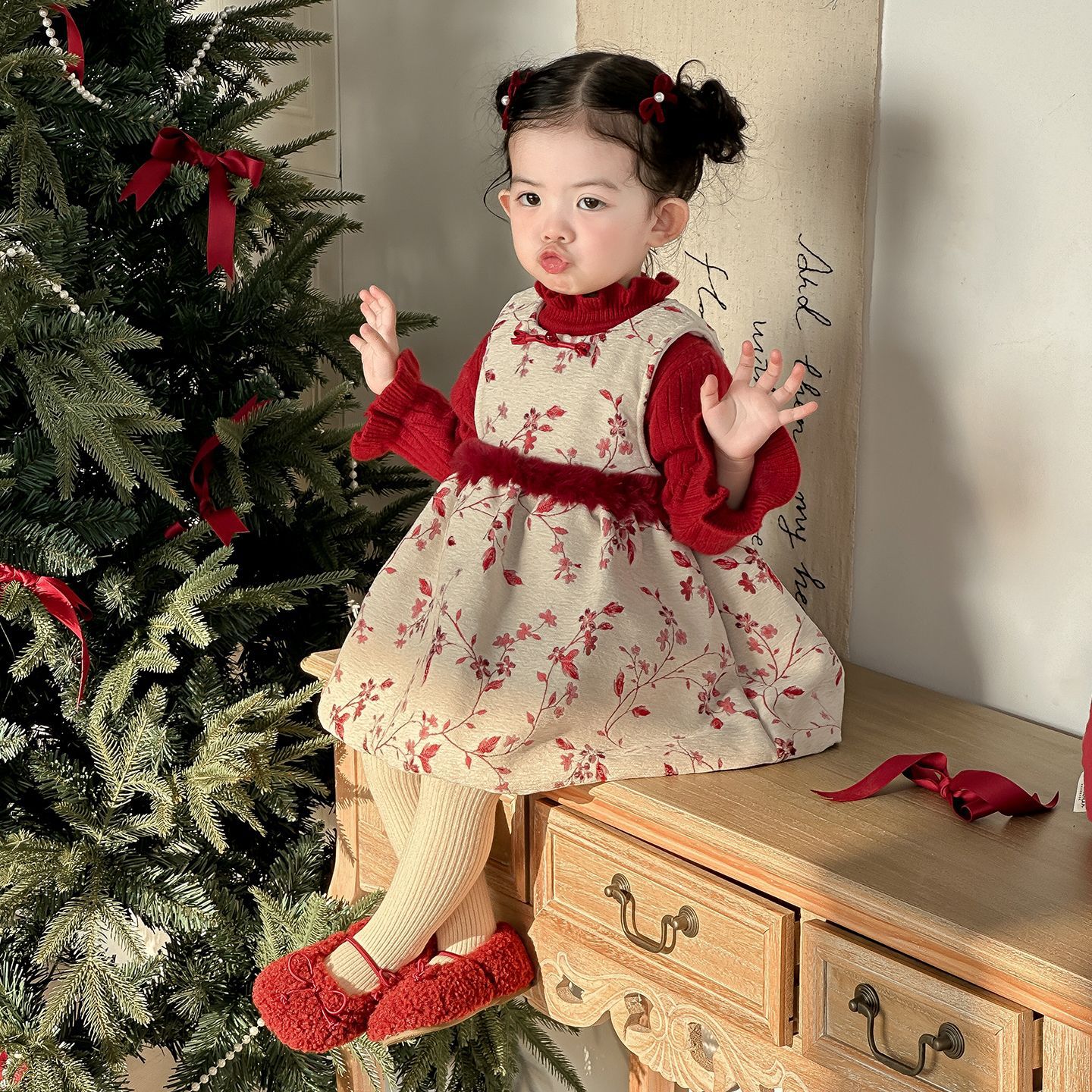 冬季新款婴幼儿加绒加厚拼接马甲裙女宝中国风满印保暖两件套年服