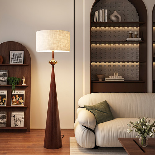 极有家品质工厂意式高级感落地灯