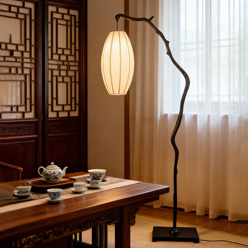 极有家品质工厂高级艺术感落地灯