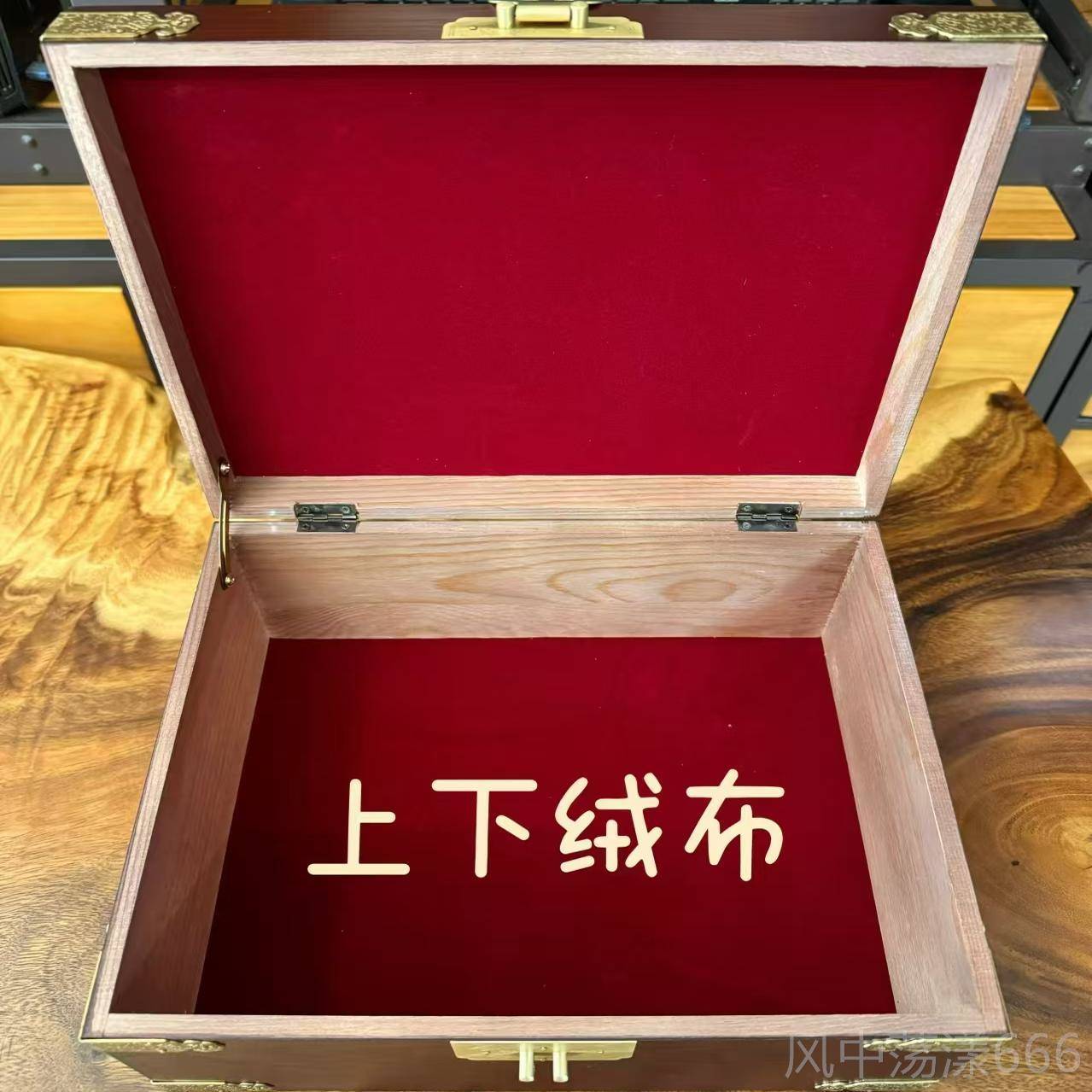 正品全实木盒经款中式复古实证木桌面收纳带锁首饰盒件文件纯铜典图片