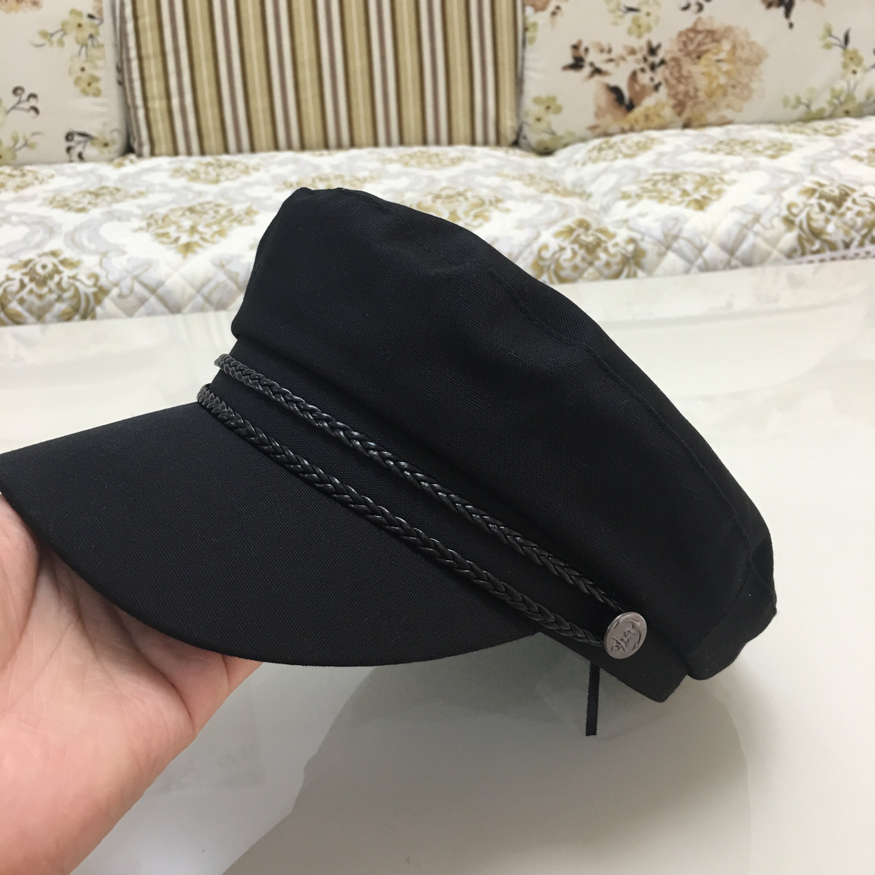 帽子女秋冬网红春夏季帆布平顶帽黑色鸭舌帽百搭休闲礼帽学院风潮