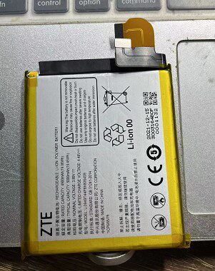 安洛中兴中兴Axon4pro