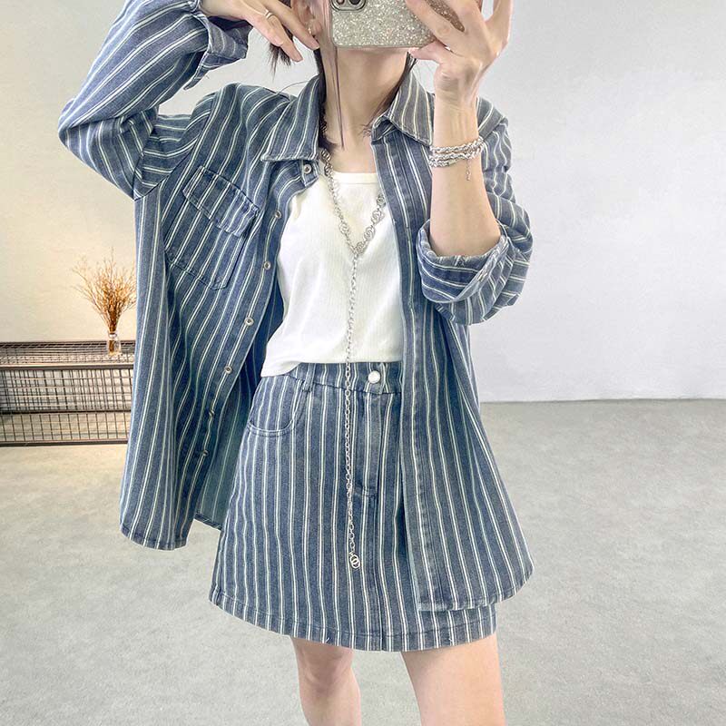 早春穿搭一整套港风条纹衬衫牛仔短裙套装女时尚休闲半身裙三件套