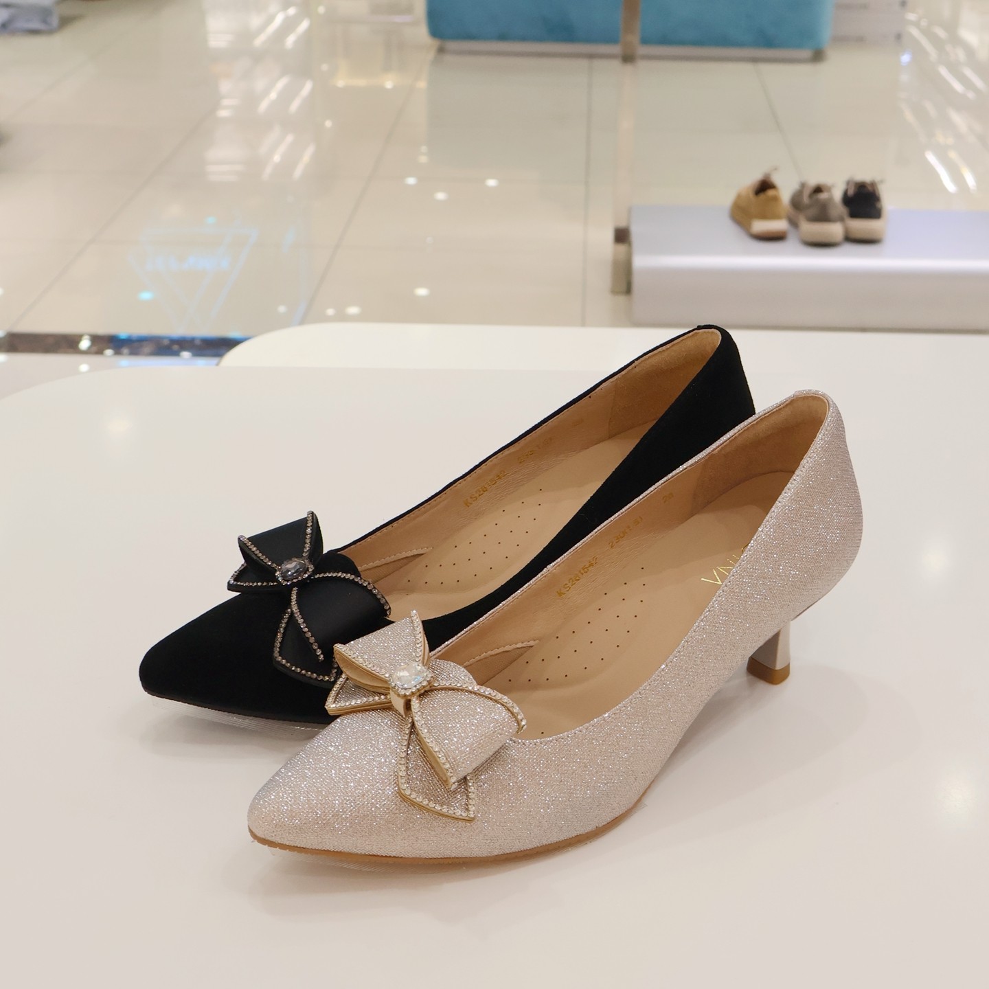 KS261542  卡迪娜女鞋 2026年春 高跟时装鞋 商场专柜同款,女鞋,婚鞋,淘宝优惠券,粉丝福利购,淘宝优惠卷