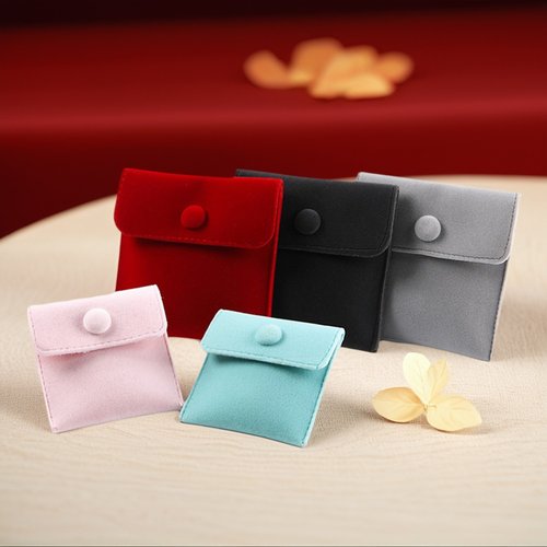 粉色长毛绒文玩新款首饰包装袋