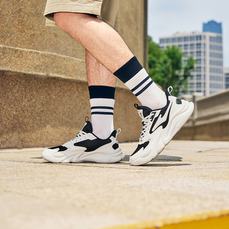 桀骜鸿星尔克男鞋运动冬季