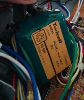 三洋储血冰箱电池5HR-AAC6V适用于MDF-137MDF-U333储血冰箱特价