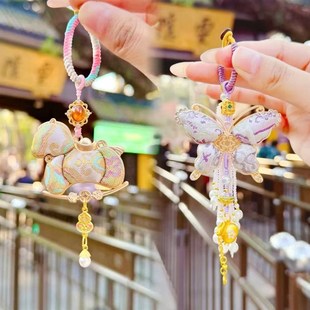 新品灵隐文创马上有Q花马年限定新中式小K马挂件蝴蝶福禄降铃包包