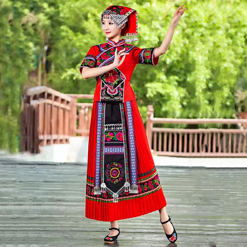 新选新款锡伯族演出服少数民族舞蹈服装女成人合唱U表演服长裙短