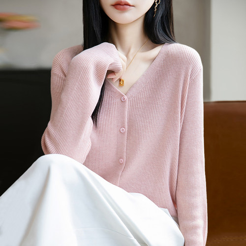 2026早秋纯色V领针织开衫女胖mm显瘦宽松外搭洋气大码上衣