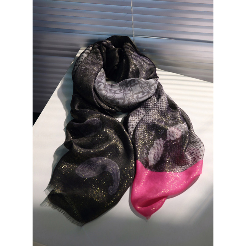 大女人姿态!法式优雅薄款闪闪璀璨金丝暗纹提花丝巾围巾女长款,服饰配件/皮带/帽子/围巾,围巾/丝巾/披肩,淘宝优惠券,粉丝福利购,淘宝优惠卷