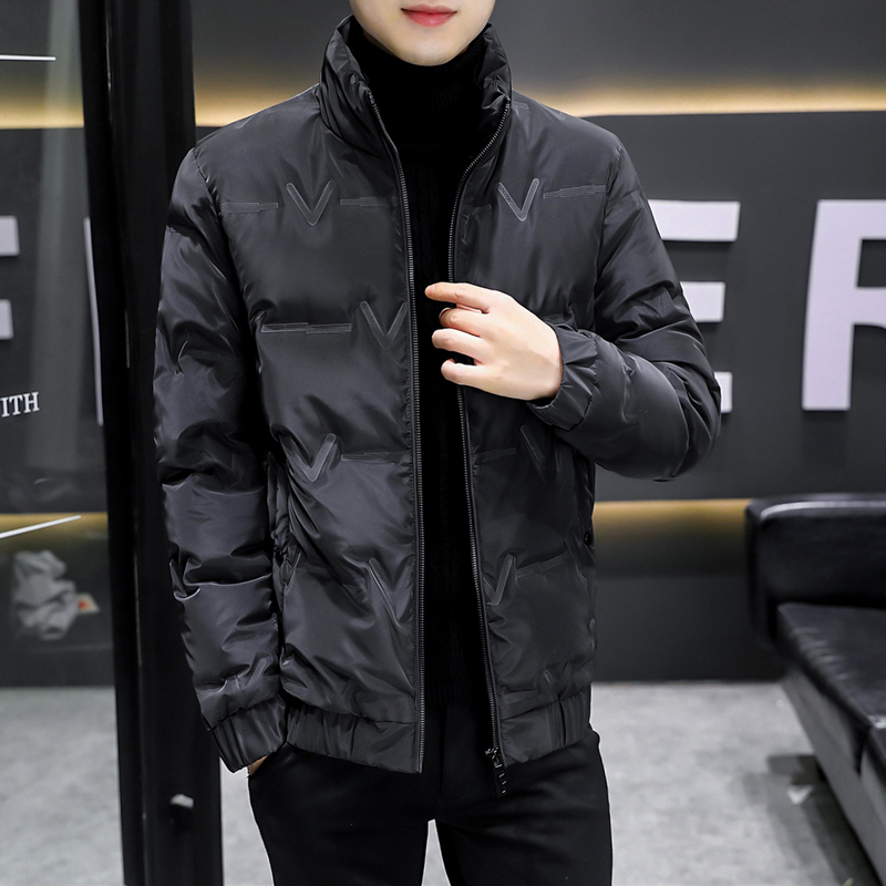 2022年休闲短款轻薄羽绒服立领