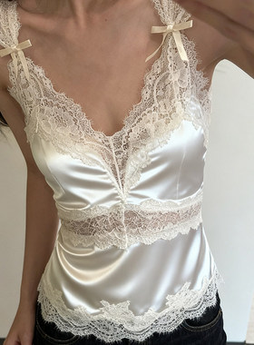 SWEETOWN法式少女感纯欲宫廷风蕾丝边拼接背心性感v领蝴蝶结吊带