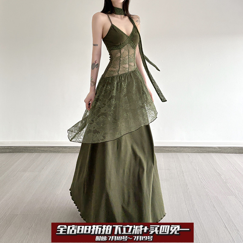 SWEETOWN森系复古绿蕾丝拼接假两件吊带长裙小众设计叠穿连衣裙女