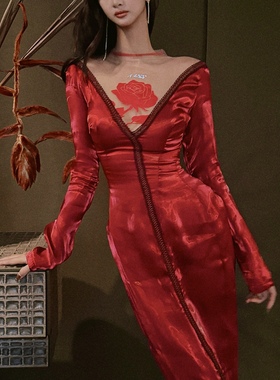 红玫瑰mss studio明艳显瘦玫瑰印花偏光连衣裙收腰一字肩连衣裙