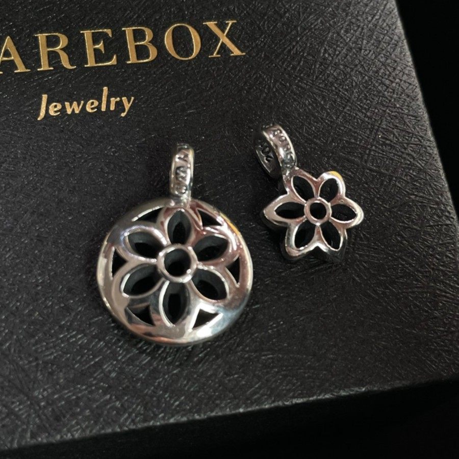 20小宝925纯银镂空樱花吊坠女仅吊坠侧坠小众设计感高级感时尚