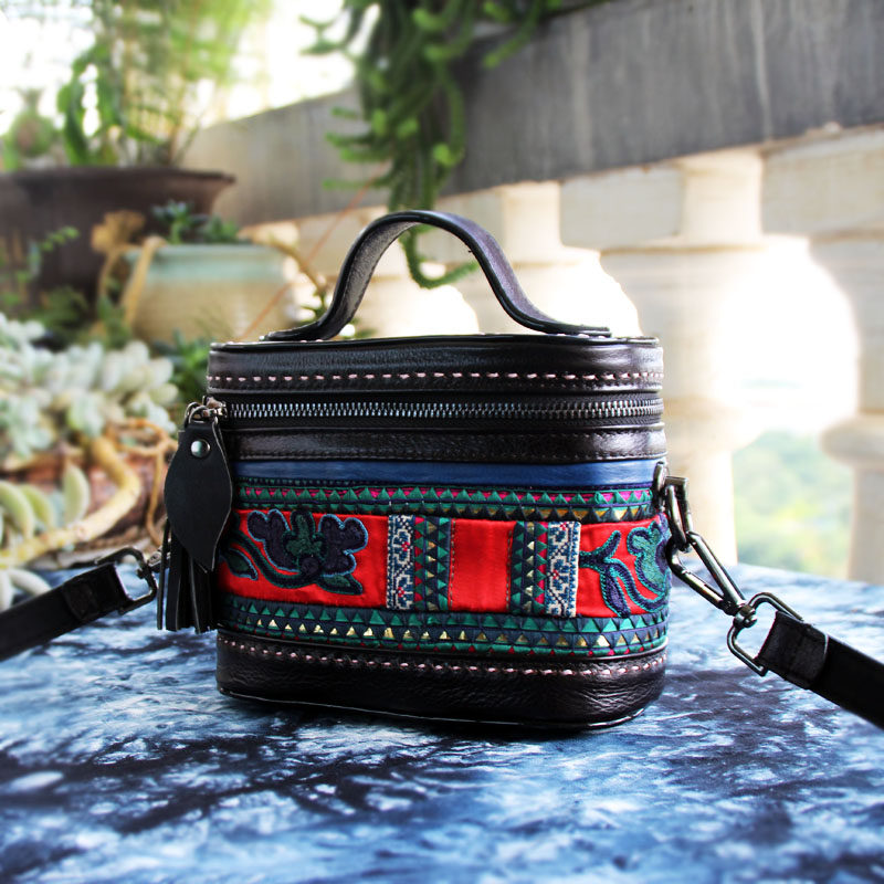 民族风手工刺绣手提斜挎小包复古国风绣花头层牛皮百搭实用女包