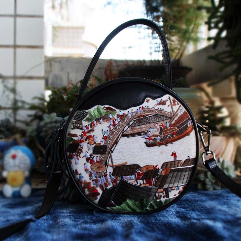 国风民族风老绣手工刺绣盘金绣圆形包复古头层牛皮手提斜挎女包