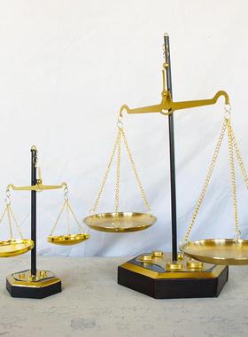 复古怀旧老式天平秤铁艺摆件工艺橱窗玄关桌面装饰品手工创意天