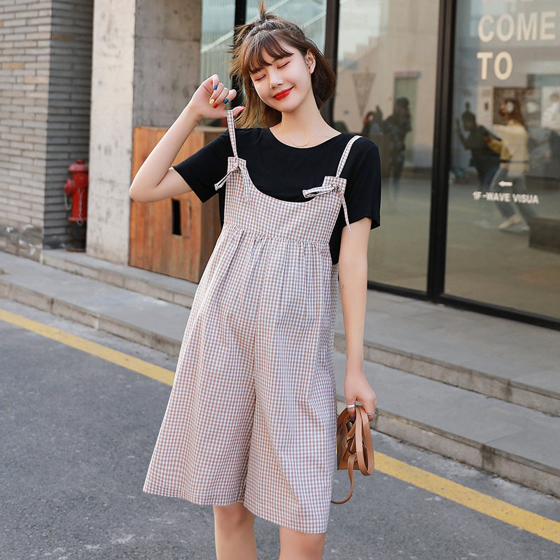 。孕妇夏装套装背带裤夏季短裤两件套产检外出时尚款怀孕网红小香