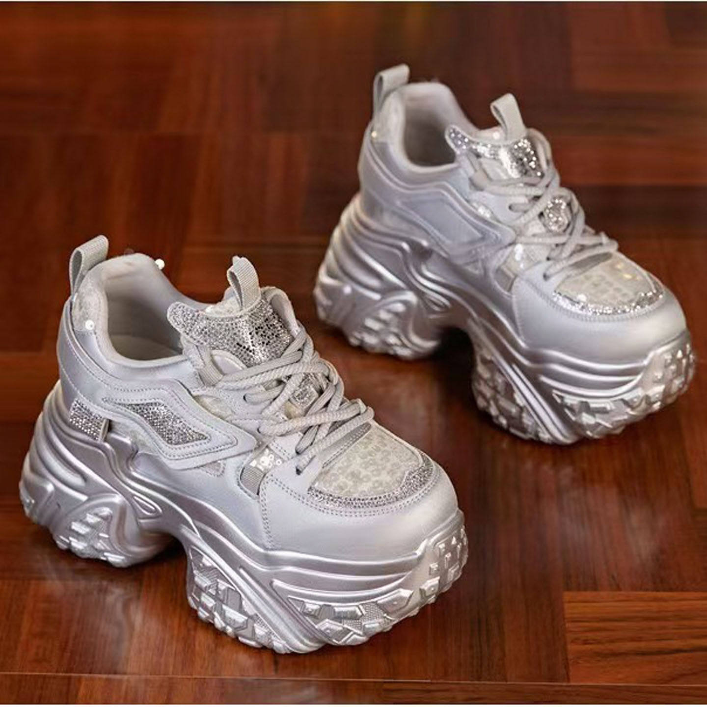 老爹鞋女款2026新款秋冬黑色透气爆款厚底增高老爹鞋休闲运动鞋女