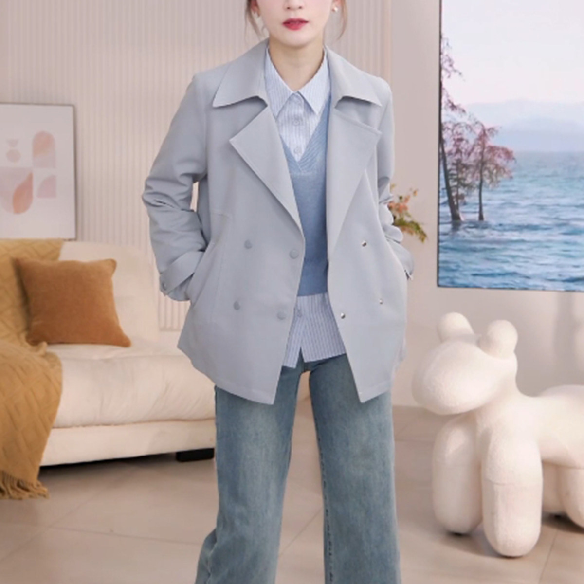 云海2026春季新款撞色条纹百搭复古小个子短款外套女高级感风衣