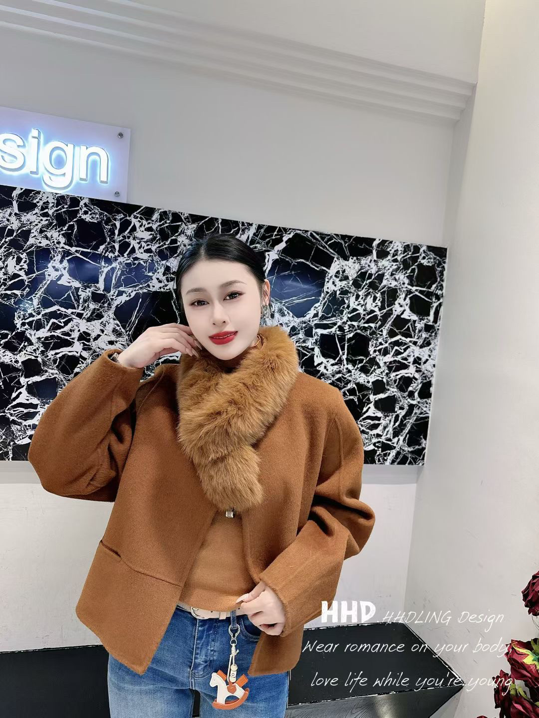 2026冬季新韩版时尚百搭显瘦女潮狐狸毛领长袖短外套女羊绒外套,女装/女士精品,短外套,淘宝优惠券,粉丝福利购,淘宝优惠卷