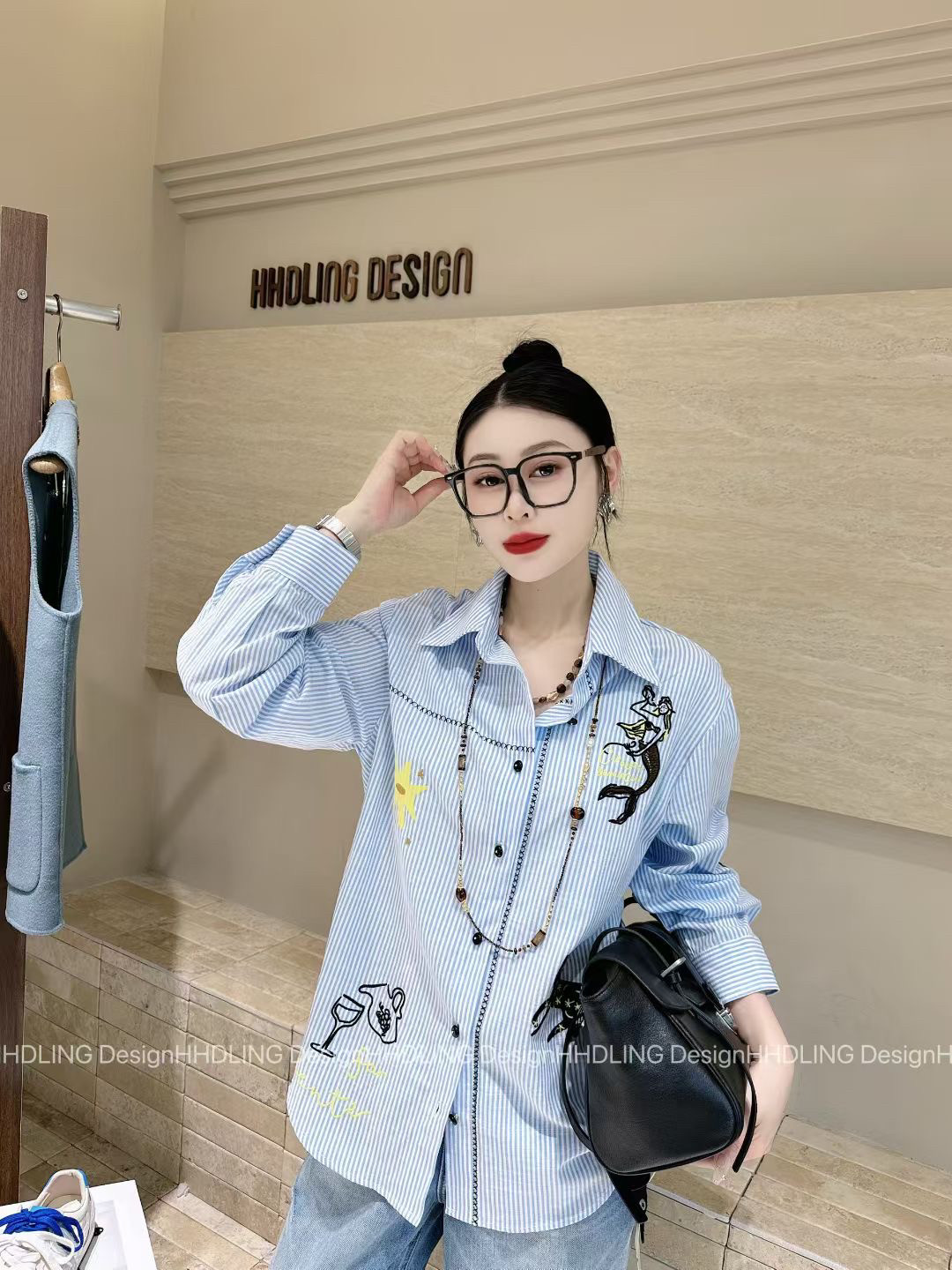 2026冬季新韩版时尚百搭显瘦女潮翻领长袖条纹衬衫女上衣女