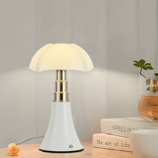 意大利vintage蝙蝠花朵台灯床头高级感设计师创意个性 包豪斯台灯