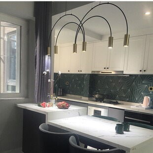 北欧铁艺线条吊灯设计师创意个性 拱形咖啡餐厅饭桌吧台灯工业风