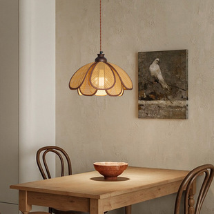 侘寂风餐厅吊灯日式 中古风北欧卧室床头灯花瓣灯阳台民宿 复古美式