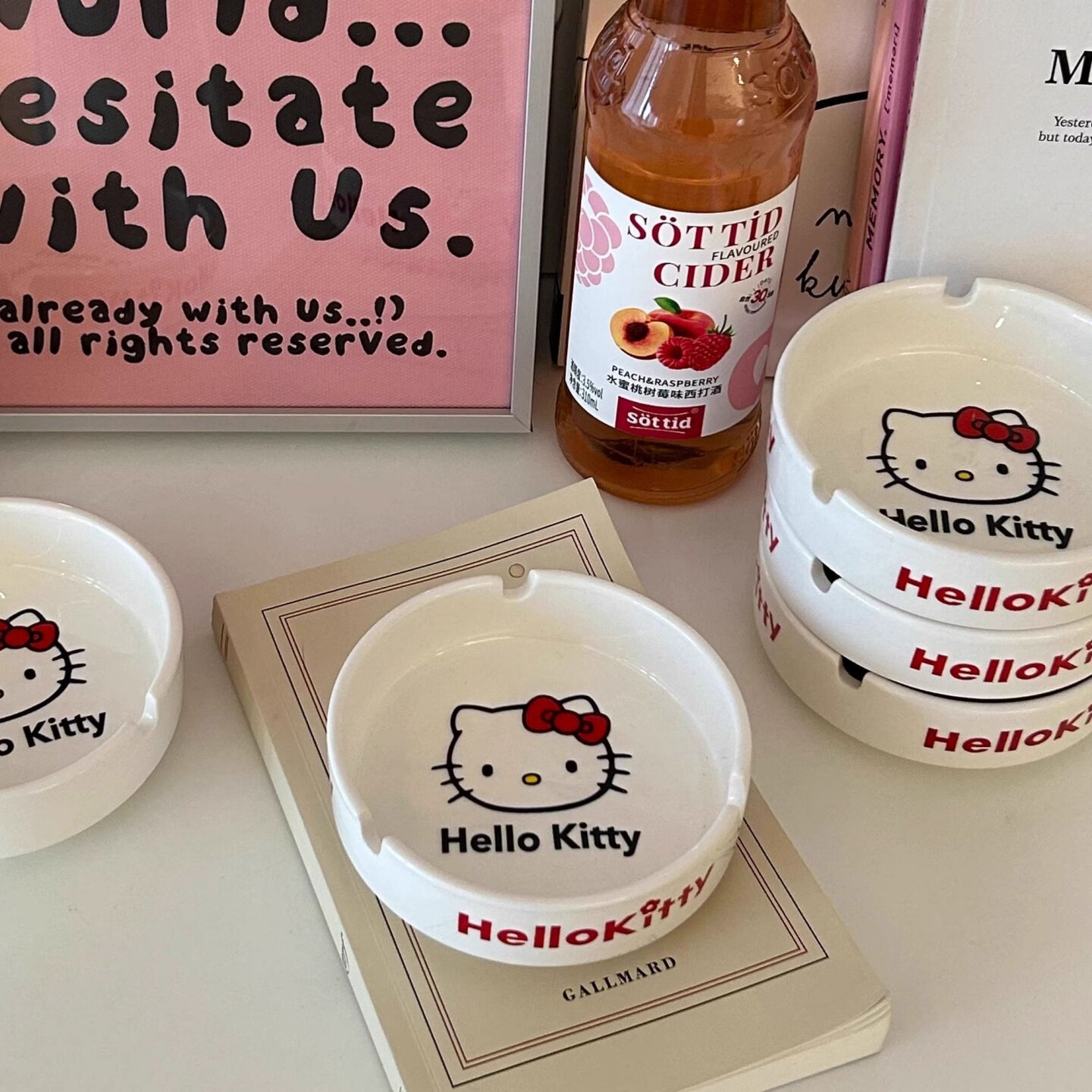 新款可爱潮流彩绘hellokitty烟灰