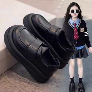 女童皮鞋2026春季新款儿童黑色软底松糕鞋配裙子英伦风演出乐福鞋