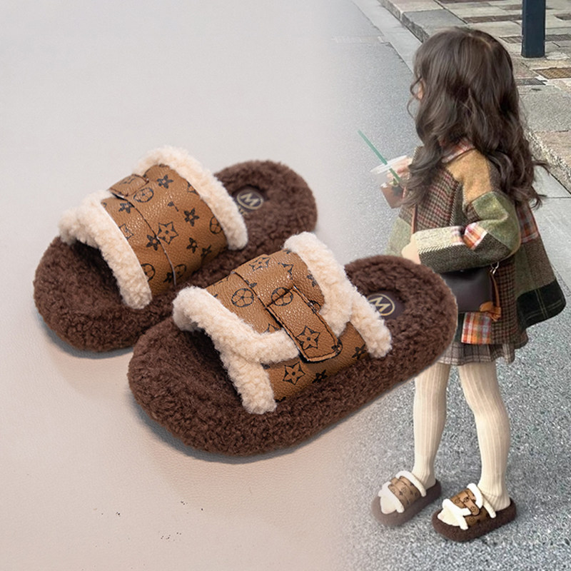 女童毛毛拖鞋外穿2025秋冬儿童棉拖复古加绒保暖一字拖大童勃肯拖