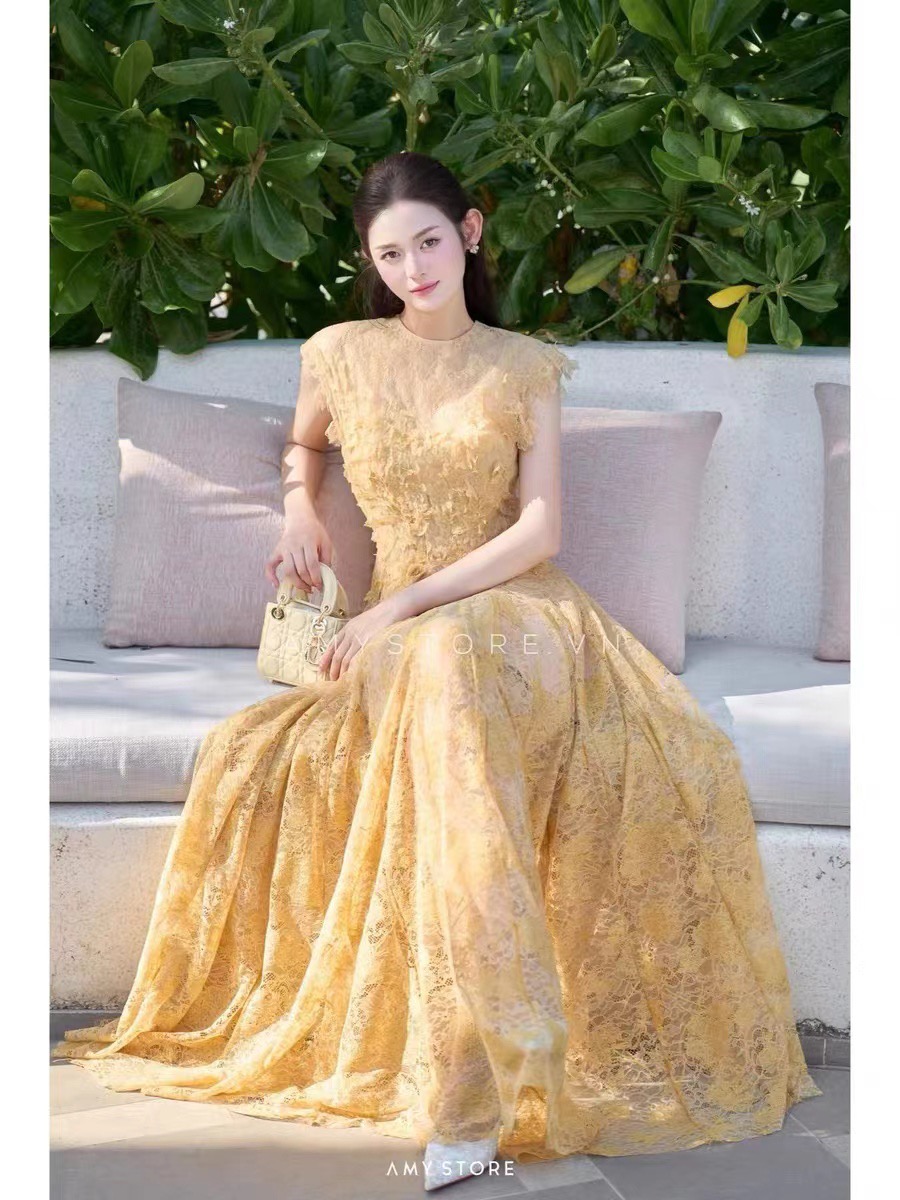 高级感法式温柔风蕾丝刺绣连衣裙女气质御姐范钩花收腰宴会礼服裙