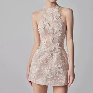 越南小众挂脖蕾丝立体蝴蝶设计感名媛连衣裙高定纯欲千金优雅礼服