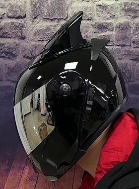 ORZ头盔男女全盔双镜片情侣蓝牙耳机尾翼白色揭面赛辫子角自行车