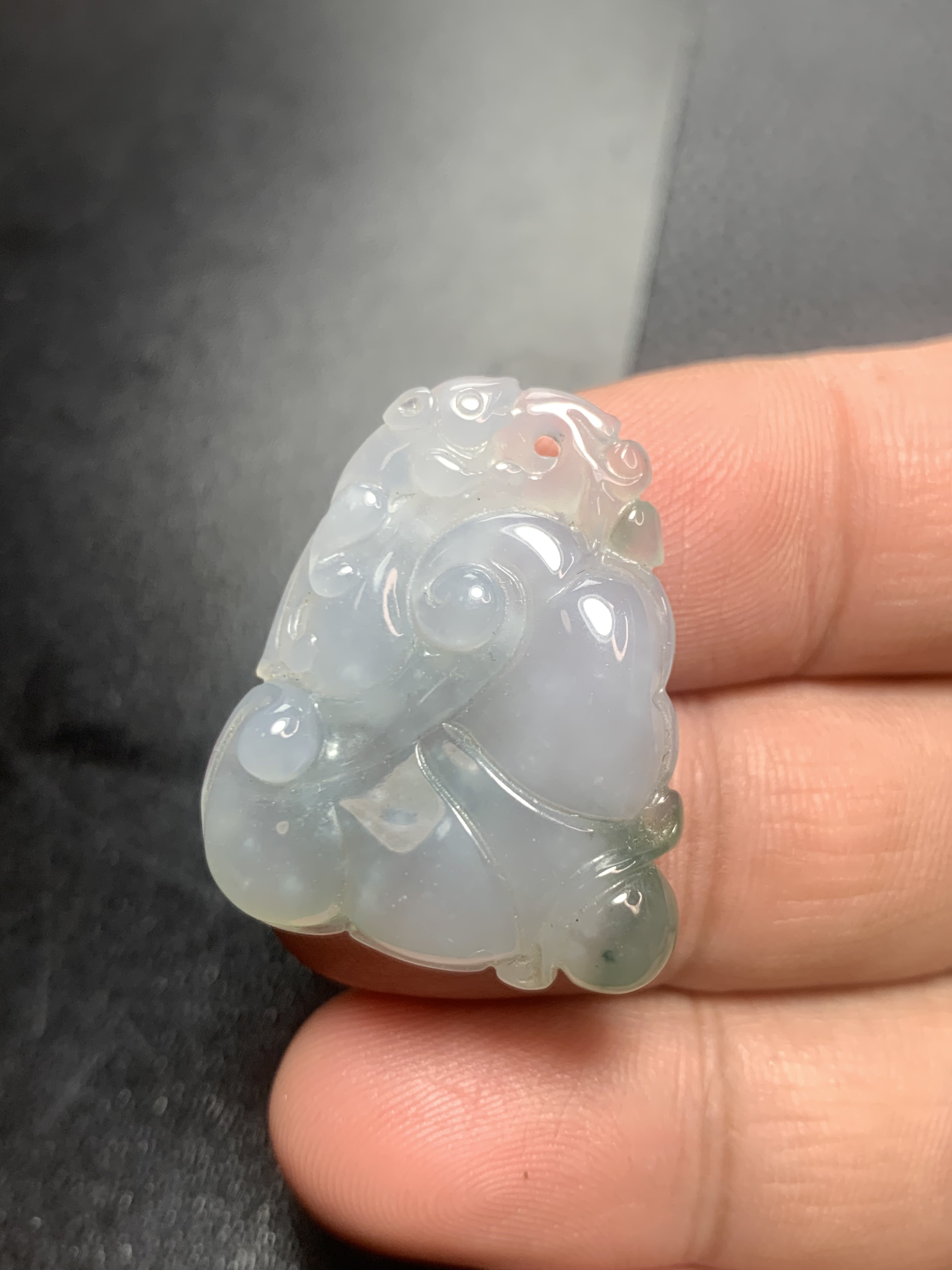 冰种特色如意吊坠天然翡翠A货现货