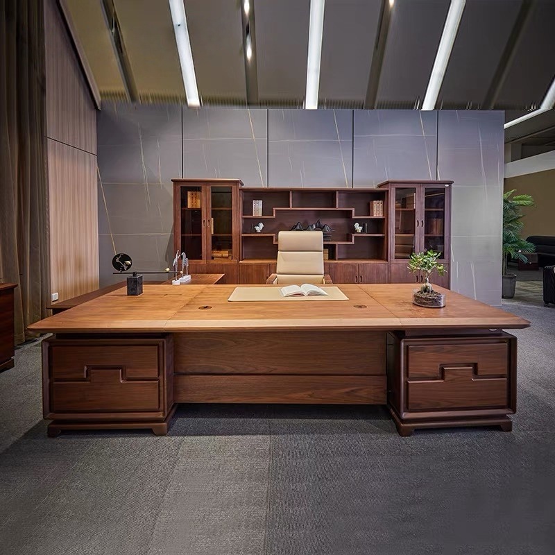 新中式实木大班台北美黑胡桃木老板桌椅组合高级感总裁办公桌定制