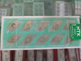 包邮原装正品NTK/55度前扫外圆R0.2精车刀片DCGT11T302MFNAM3 TM4